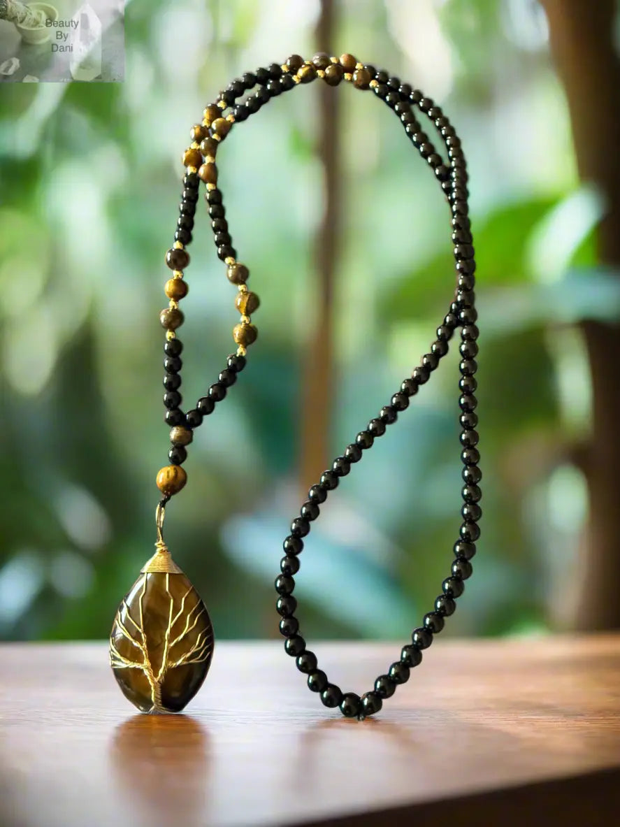 Tigers Eye and Onyx Healing Necklace