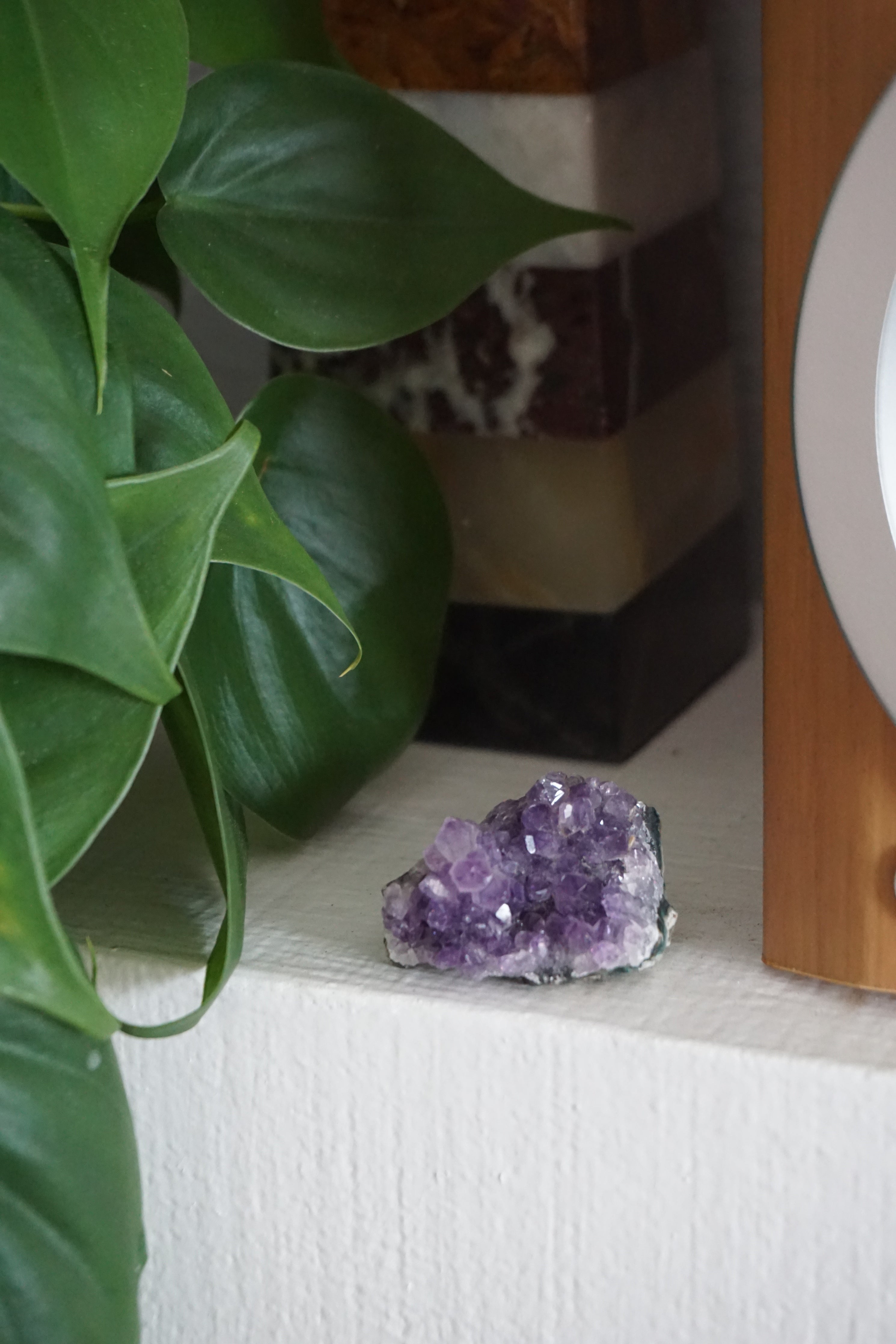 amethyst crystal raw cluster